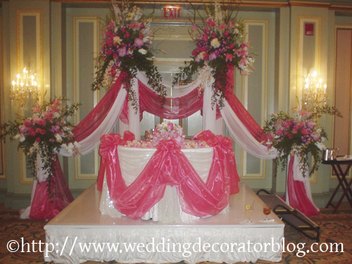 Decorator columns for weddings