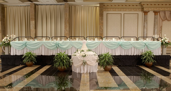 Head table layout and decorations